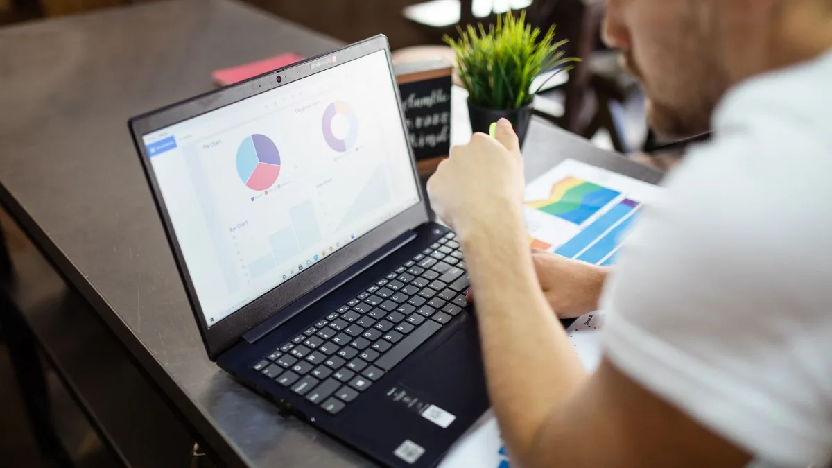 A solopreneur working their SEO stack — best seo tools for solopreneurs